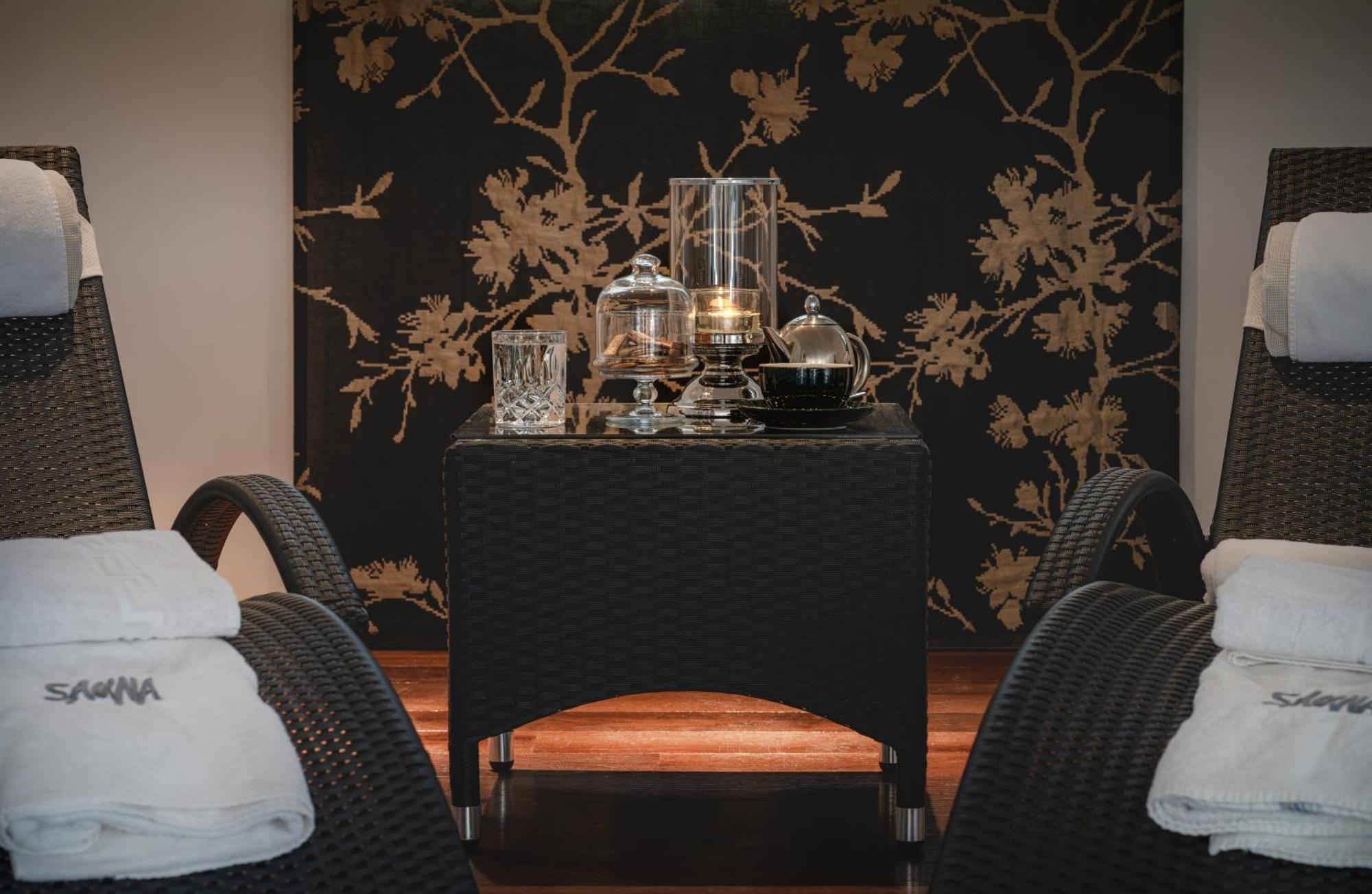 Golfhotel Gut Neuenhof 프론덴베르크 외부 사진